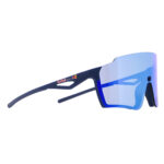REDBULL SPECT STUN 03